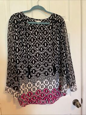 Cato Black & White Geometric Blouse with Pink Hem